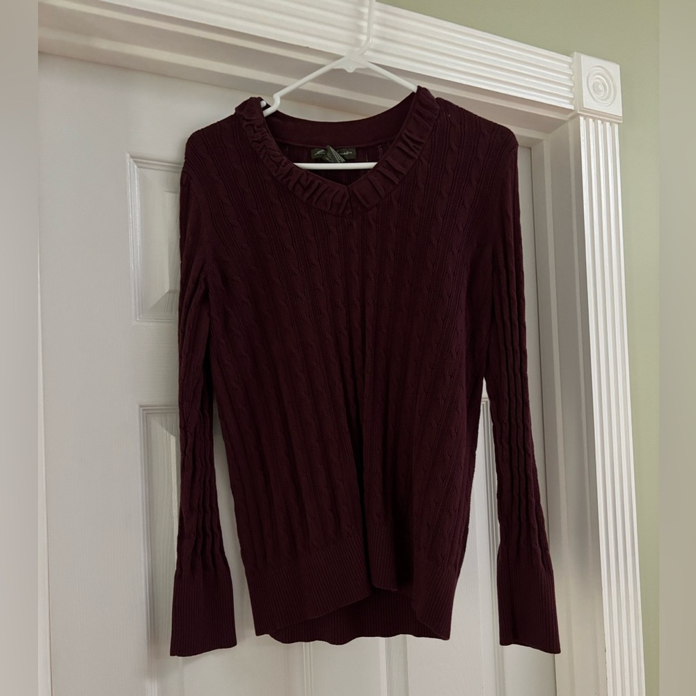 Eddie Bauer maroon sweater